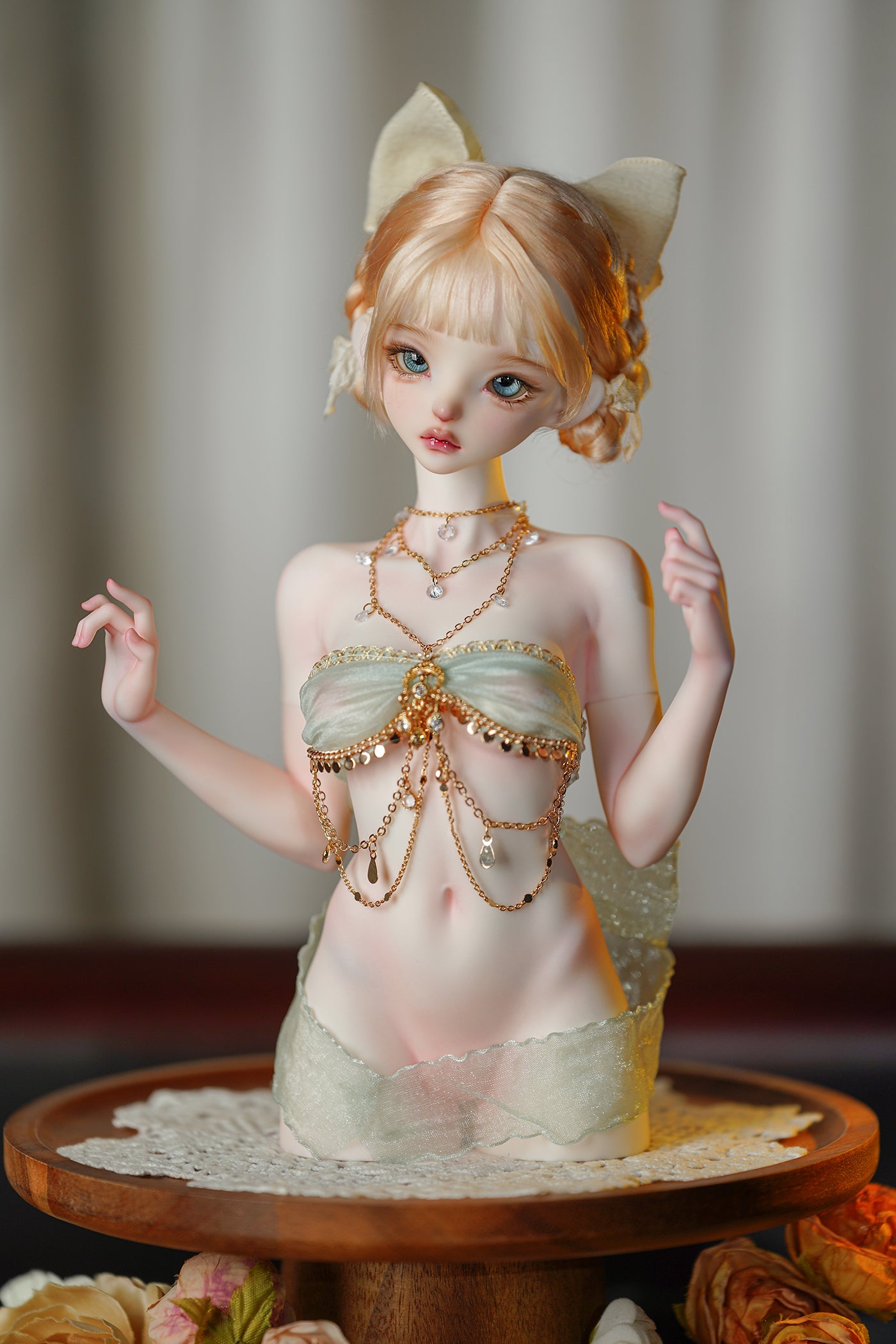 Girl chest model & Sorceress chest model