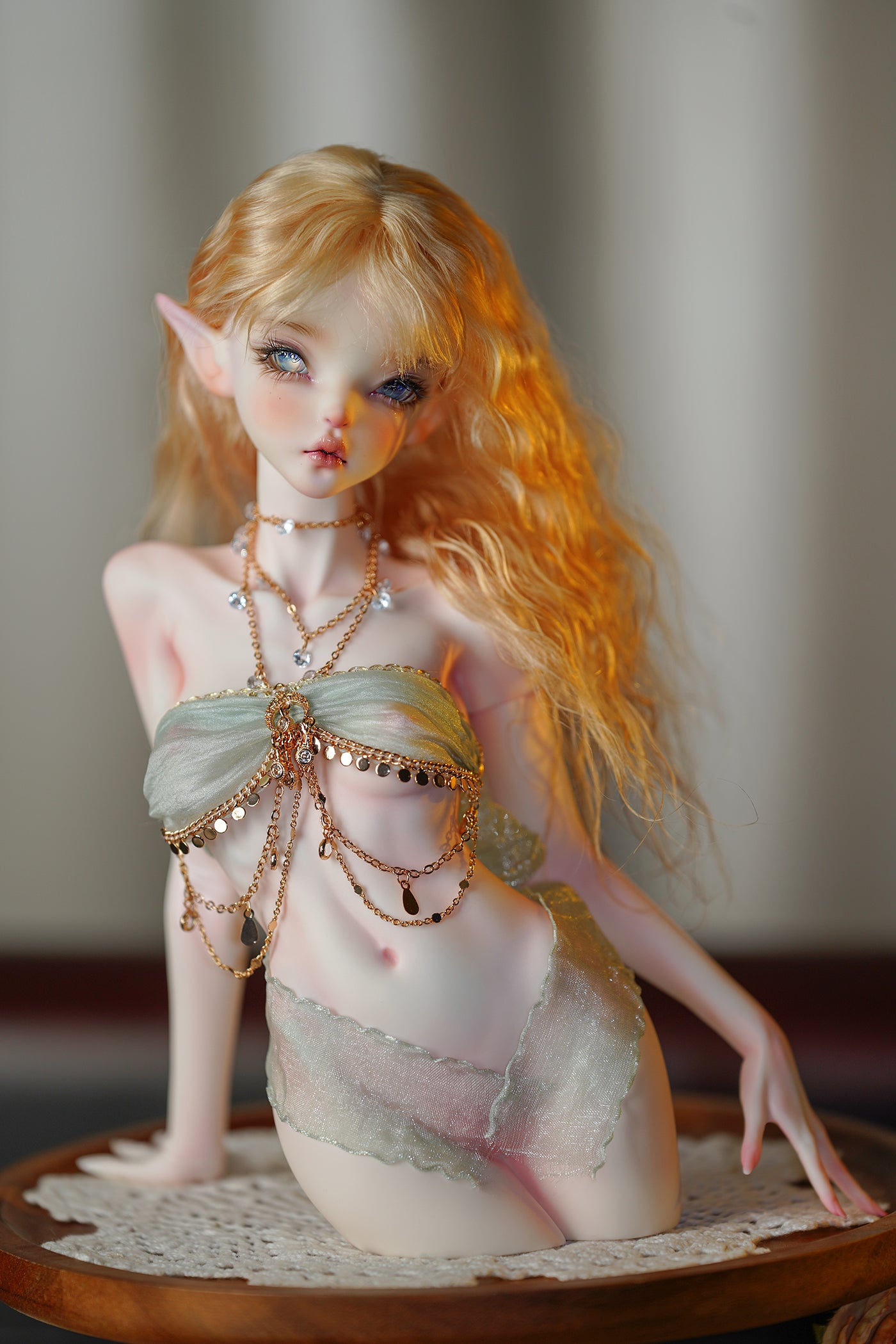 Girl chest model & Sorceress chest model
