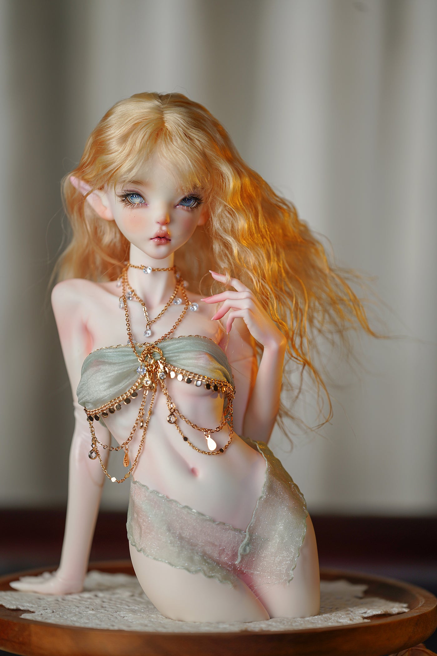 Girl chest model & Sorceress chest model