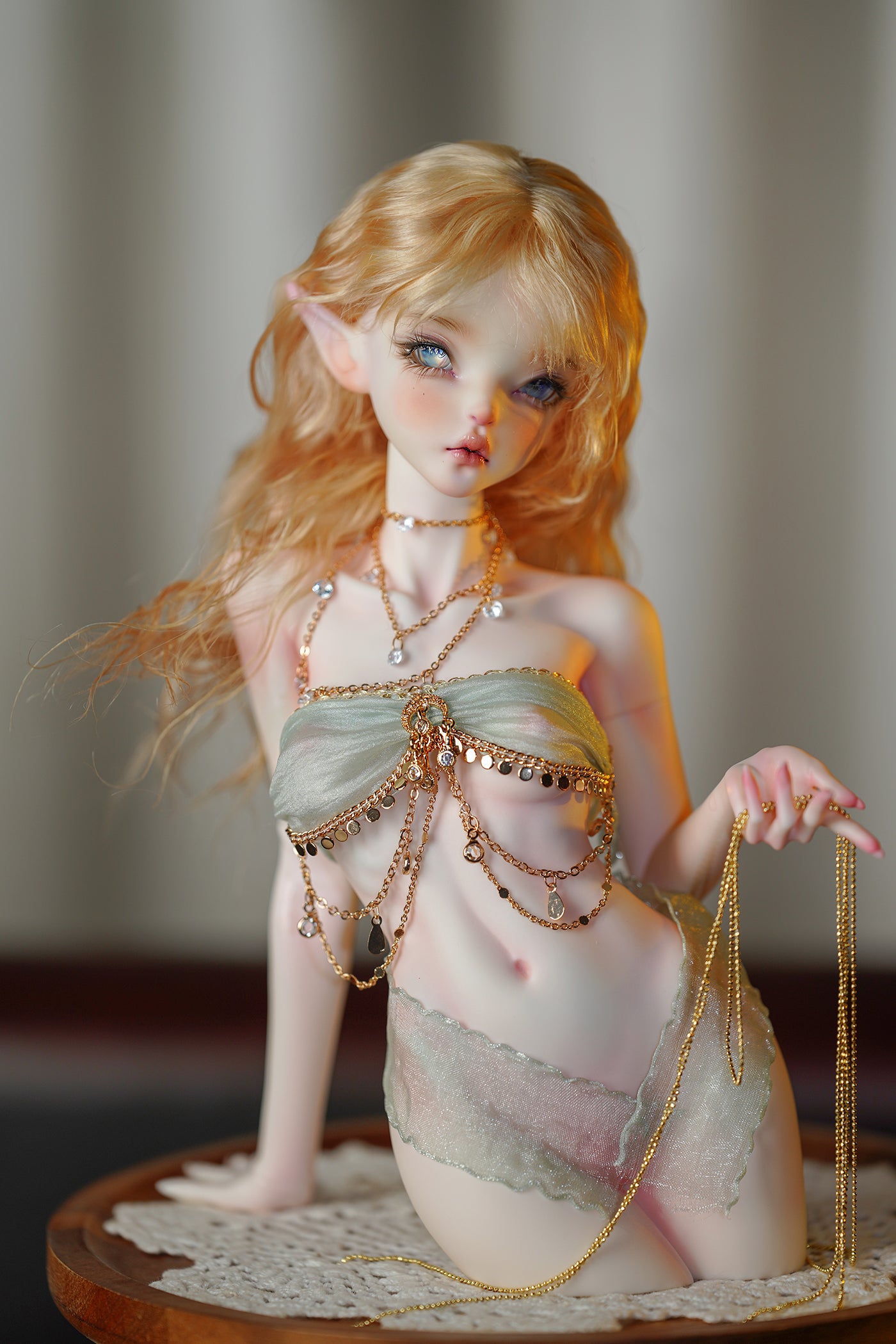 Girl chest model & Sorceress chest model
