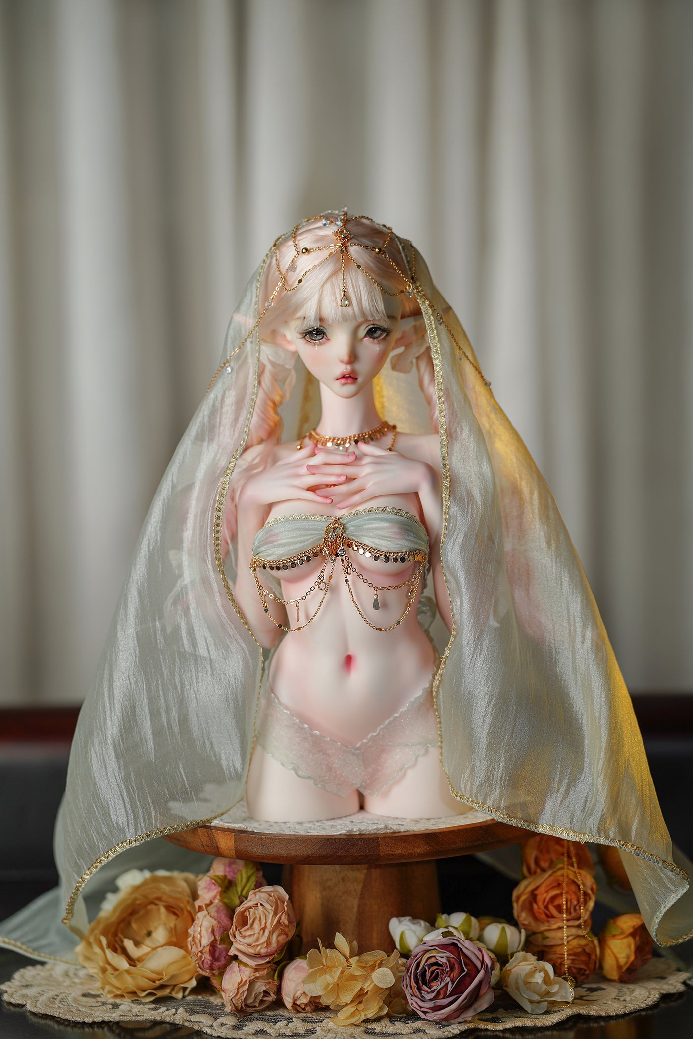 Girl chest model & Sorceress chest model
