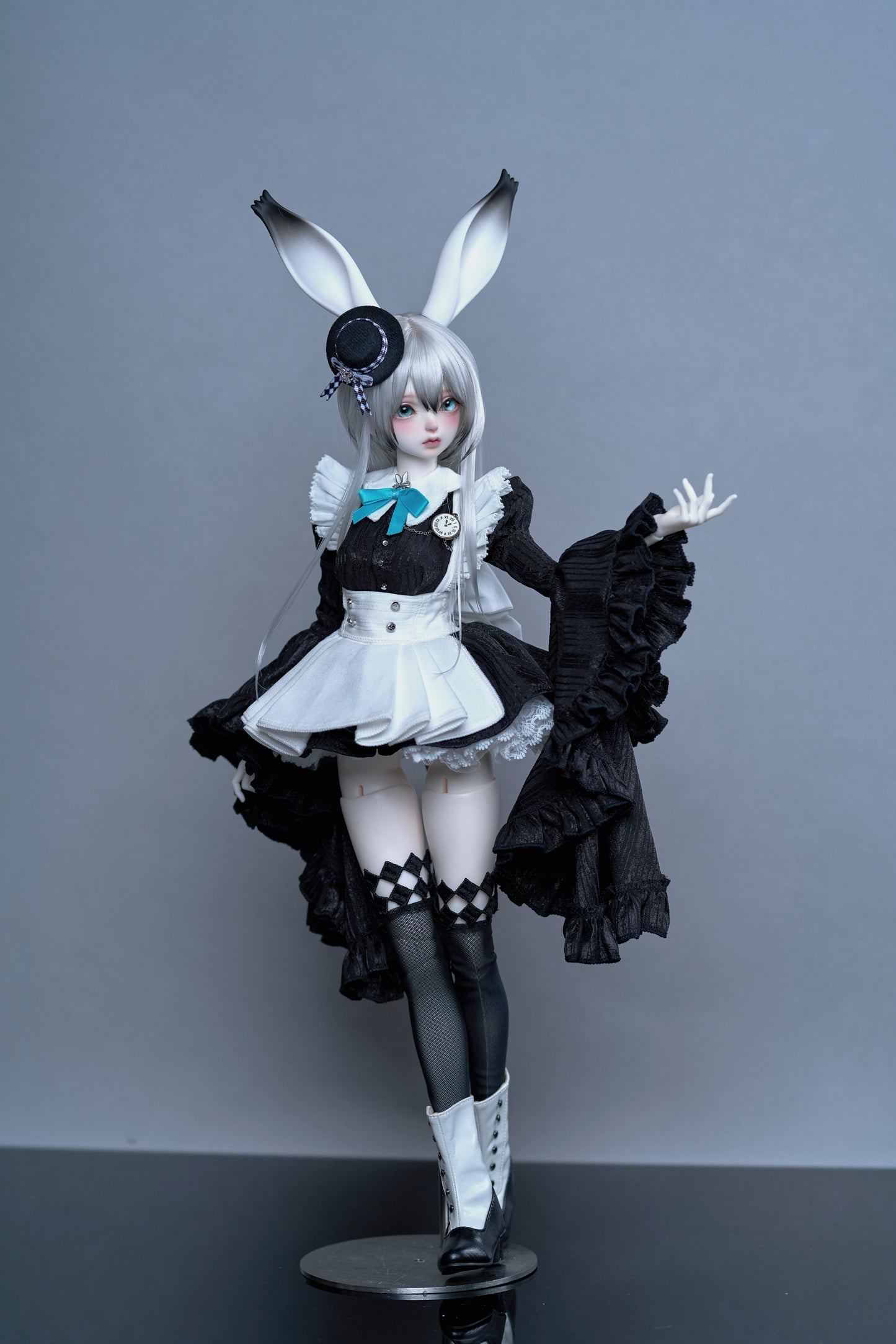 Maid Rabbit Canelé